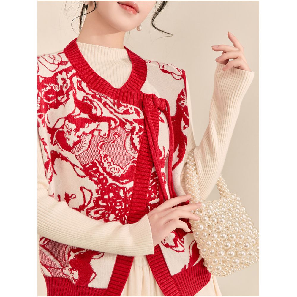 Money is coming soon New Year s battle robe vest autumn and winter styles Chinese style red new Chinese style knitted sweater vest top layered image 1