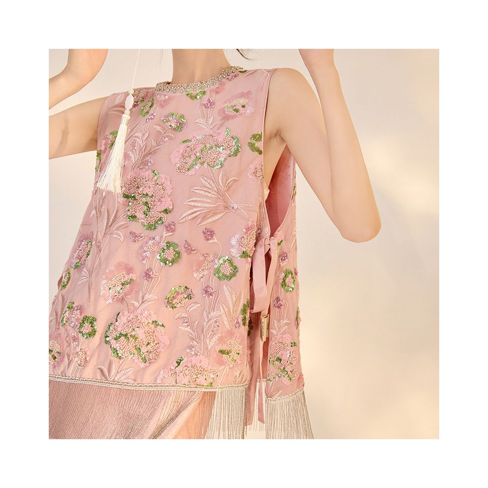 New Chinese style heavy embroidery top for women autumn and summer elegant and high end round neck plus size loose sleeveless outerwear vest image 3