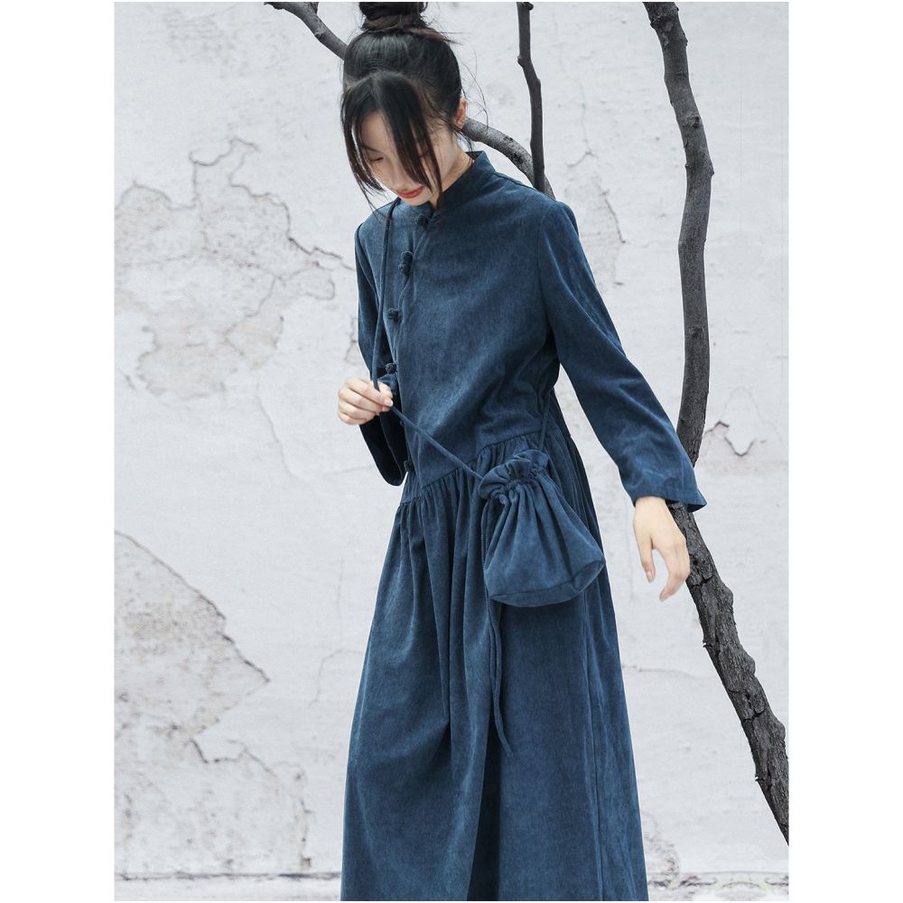 Da Qing Long Si Lang Huan is giving away a crossbody bag New Chinese style corduroy dress for women in autumn blue and black long skirt image 1